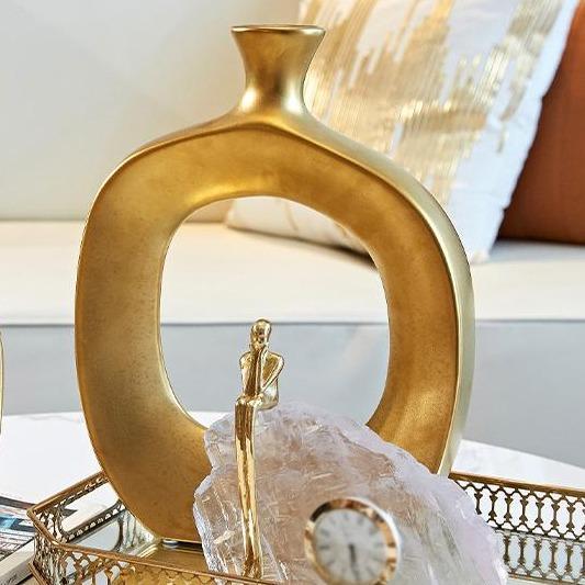 GoldenAura | Scandinavisch Gouden Keramische Vaas Aanrecht Ornament